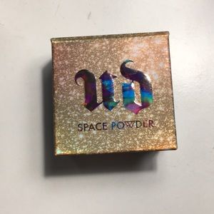 Urban Decay space powder for face and body